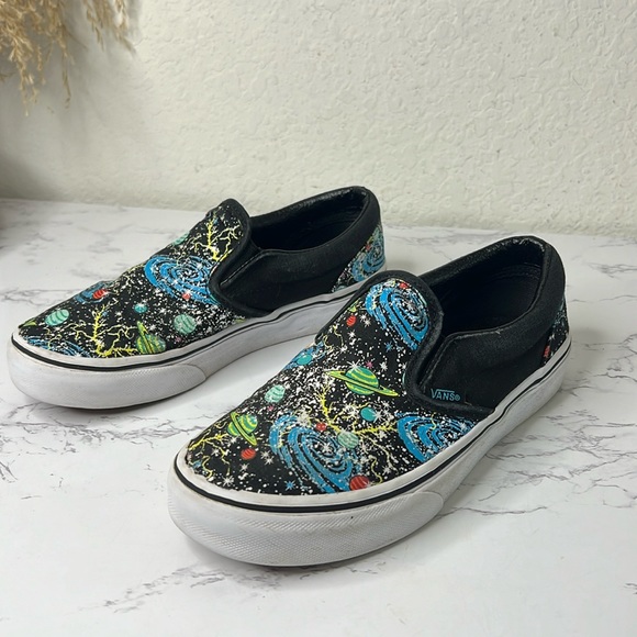 Vans - Kids Classic Slip-On Cosmic Glow Shoes Size 2.5 - Picture 1 of 14